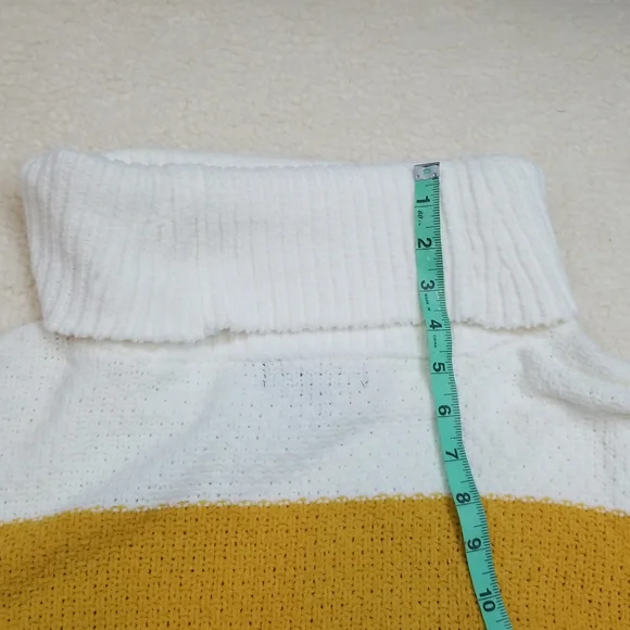 Almost Famous Sweater Earth tone Stripes - Picture 6 of 9